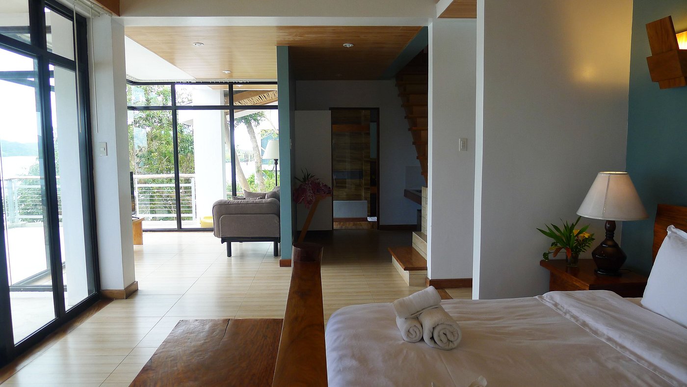 King Suite, Beach view · balcony
